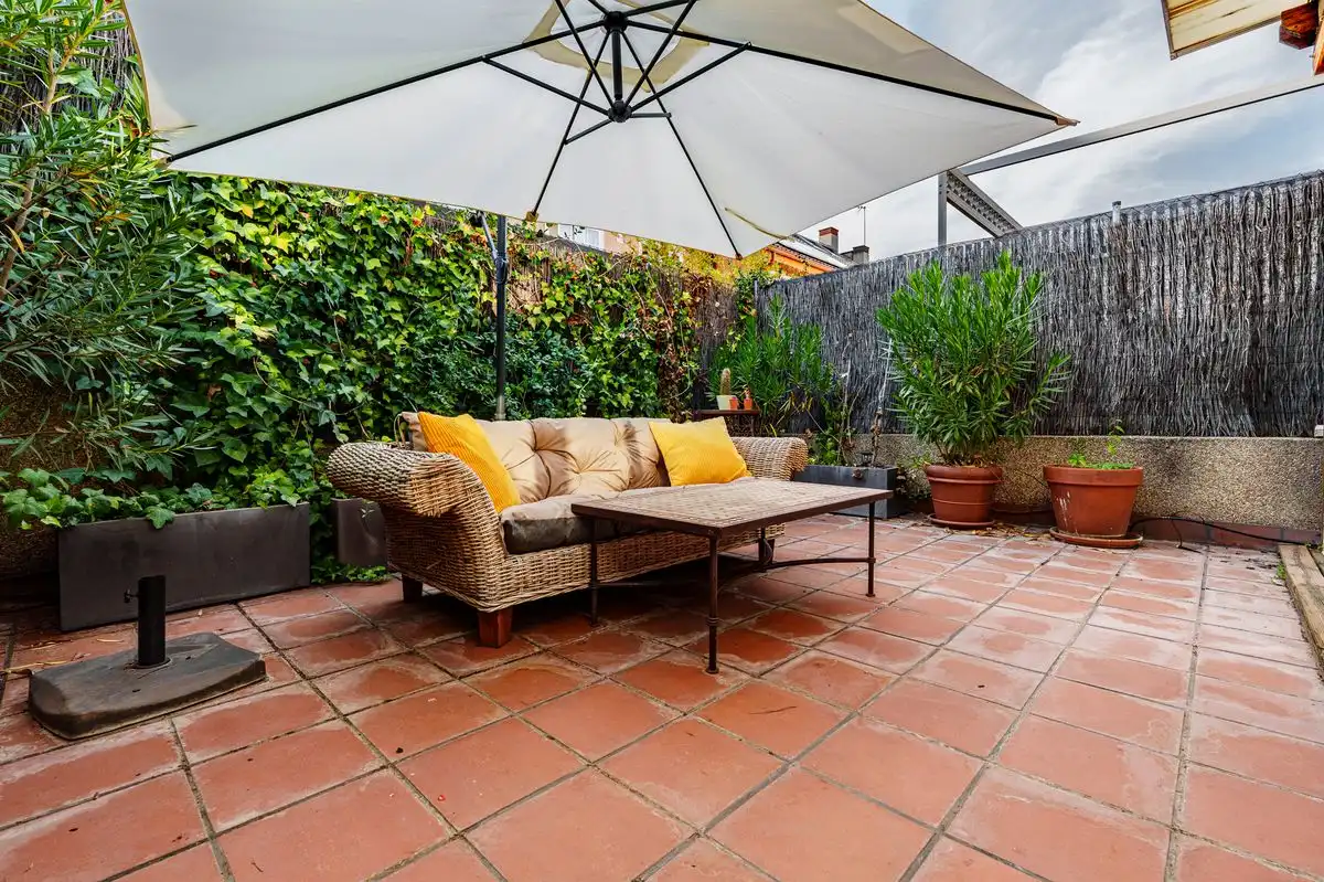 Maison mitoyenne avec terrasse à vendre à Calle de la Bahía de Santander, imagen 5
