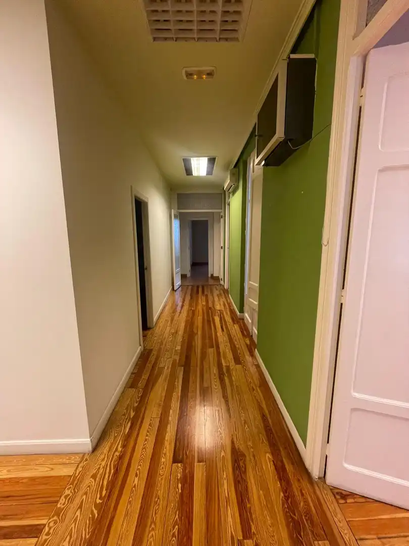 Office space with lift to rent in Calle Calle Miguel Iscar, imagen 24