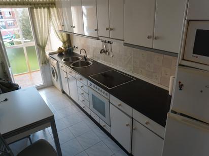 Cuina de Pis en venda en Basauri  amb Traster, Moblat i Balcó