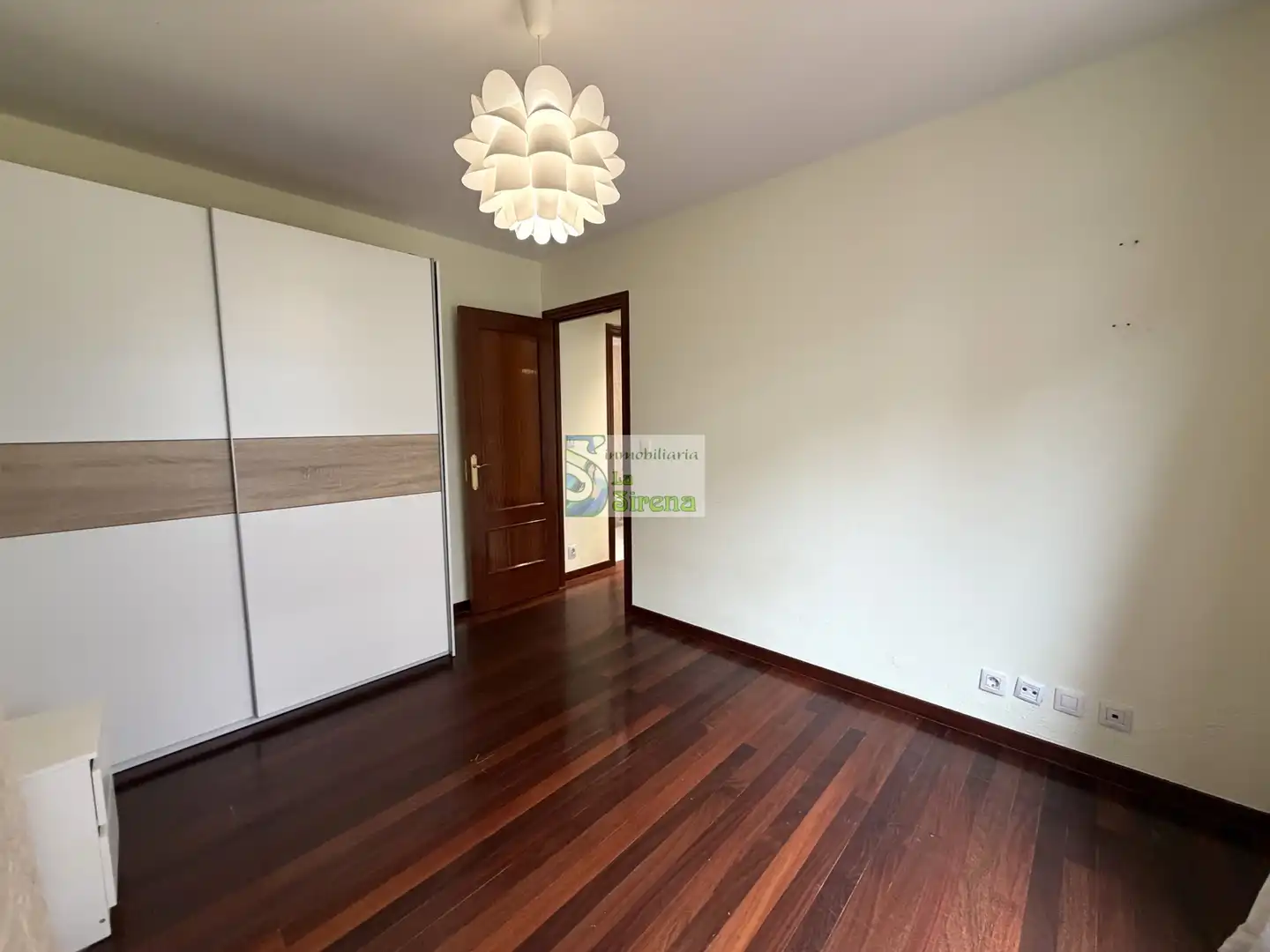 Schlafzimmer von Wohnung zum Verkauf in Castro-Urdiales mit Heizung, Privatgarten und Terrasse