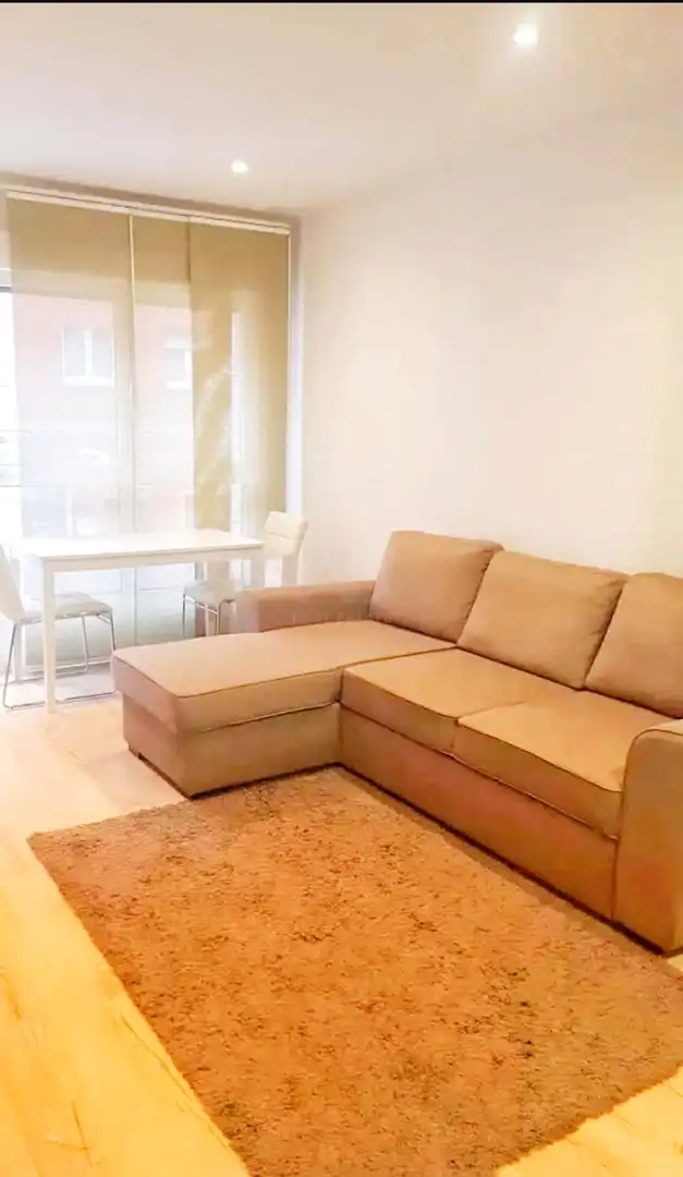 Sala de estar de Piso en venta en Oviedo  con Calefacción y Piscina