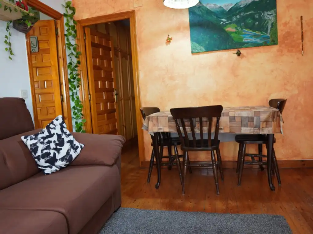 Menjador de Apartament en venda en Bielsa