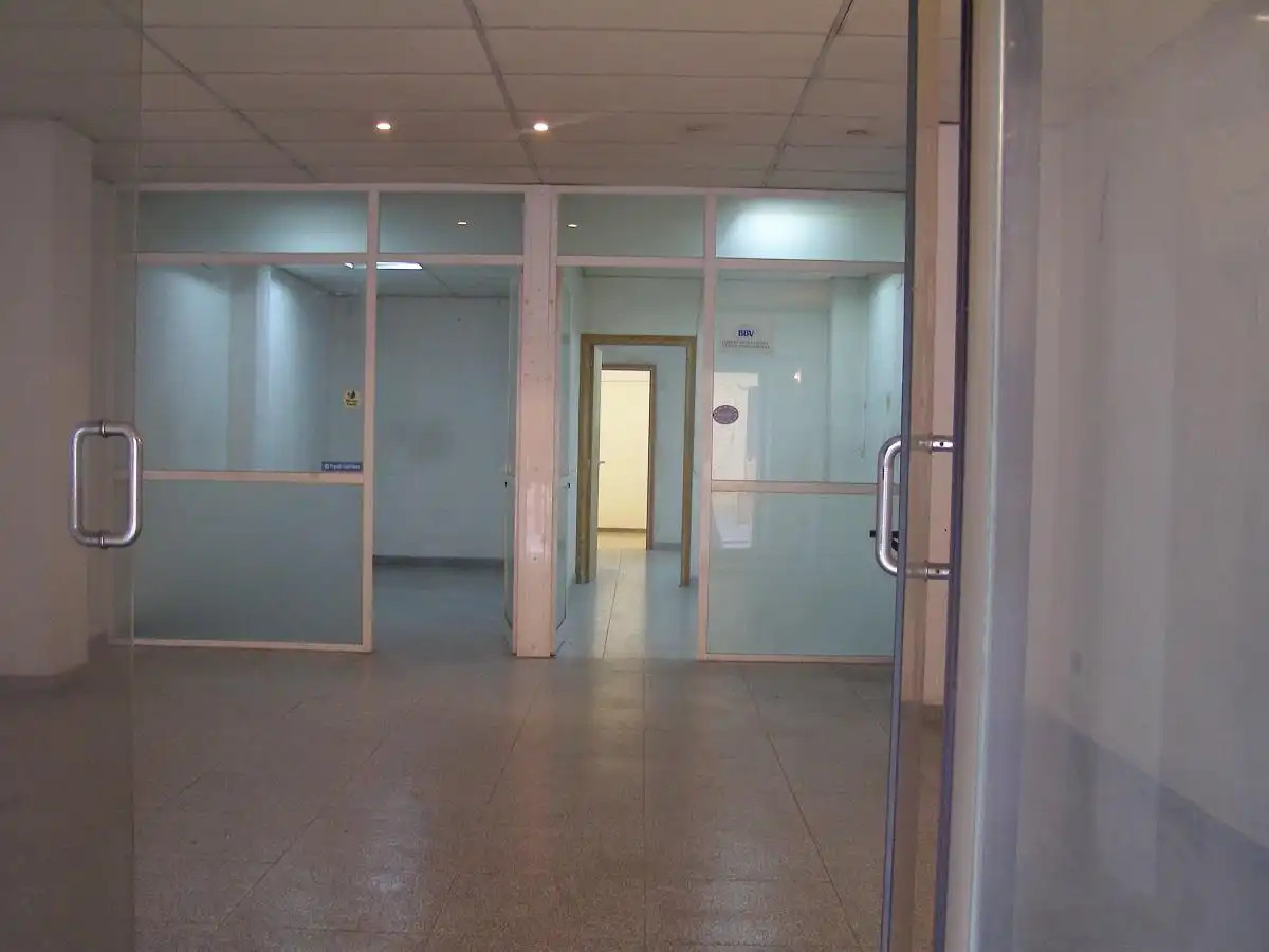 Local commercial à vendre à Sant Narcís, imagen 2