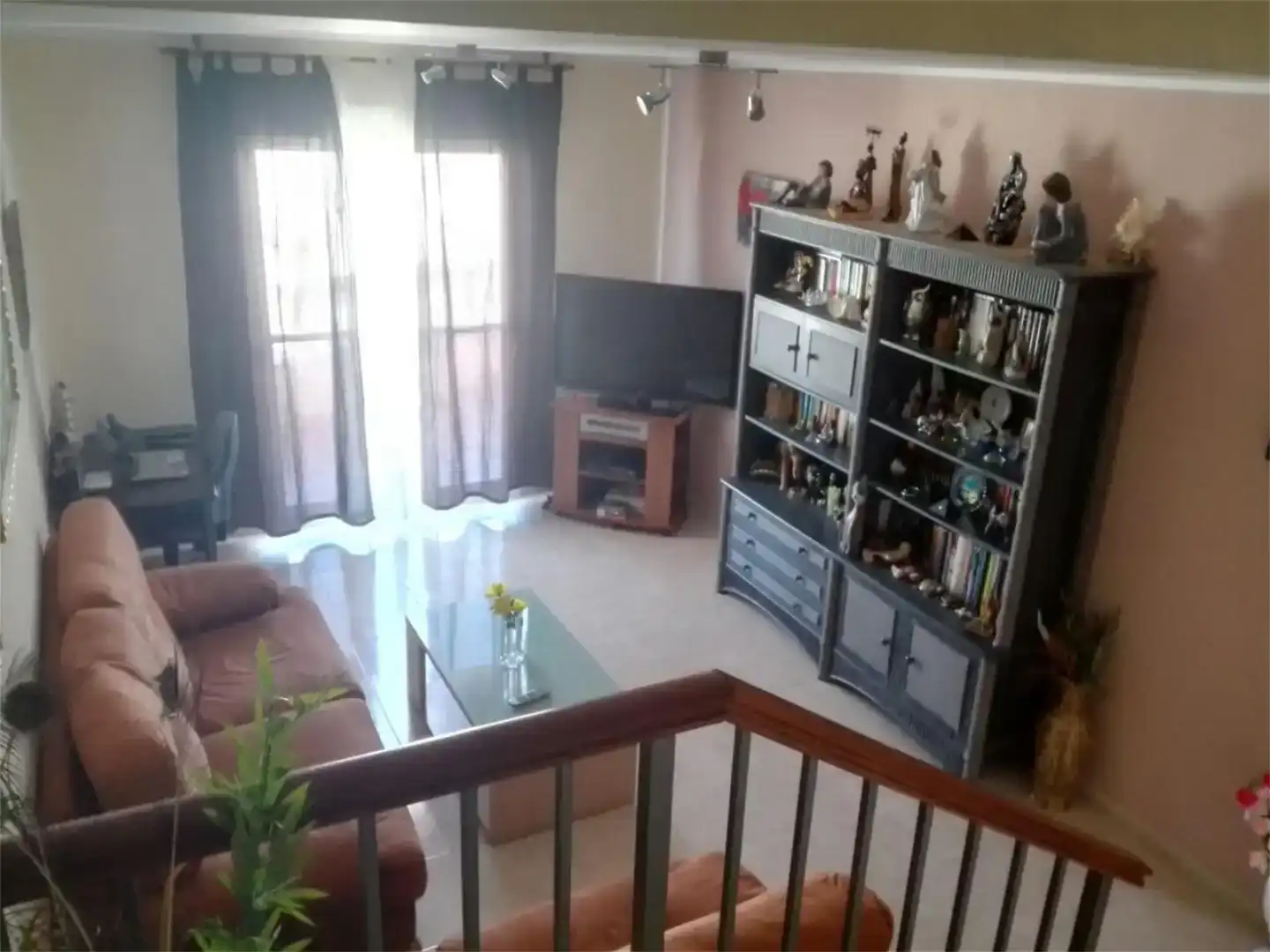 Sala de estar de Casa adosada en venta en Castuera con Aire acondicionado, Amueblado y Horno
