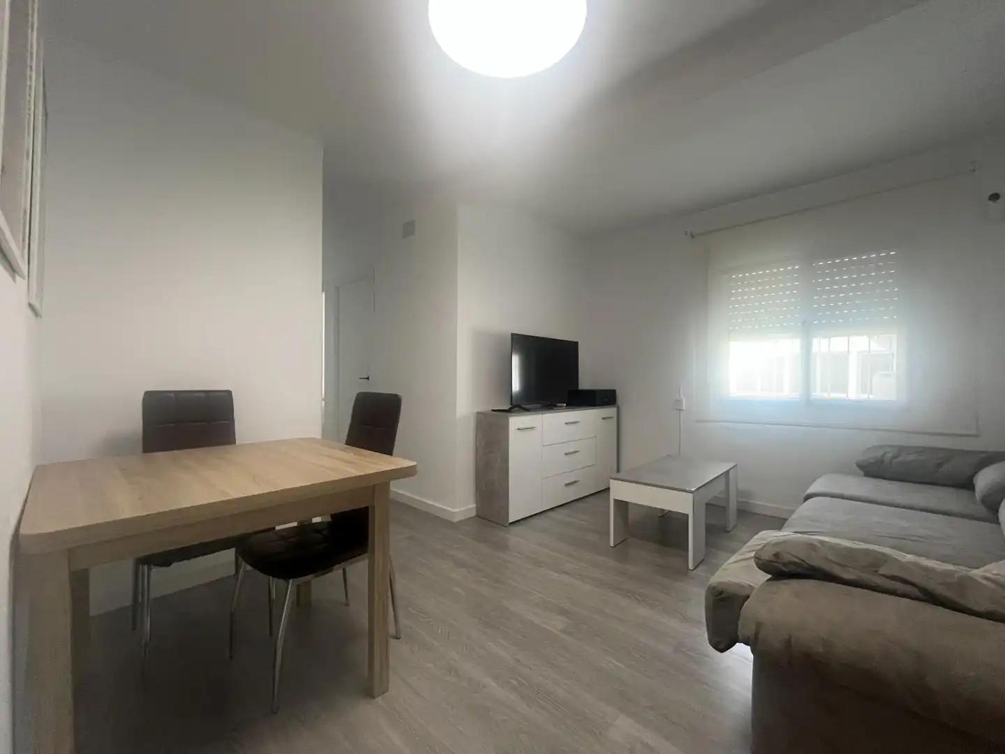Sala d'estar de Pis en venda en Jerez de la Frontera amb Aire condicionat