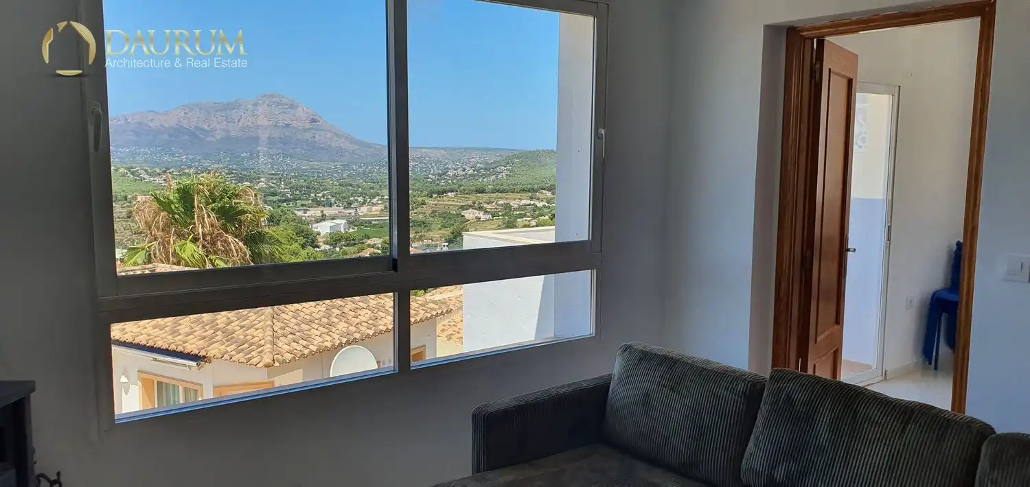 Terraced house with terrace for sale in PP.ASEGADOR Y CALISTR, imagen 5
