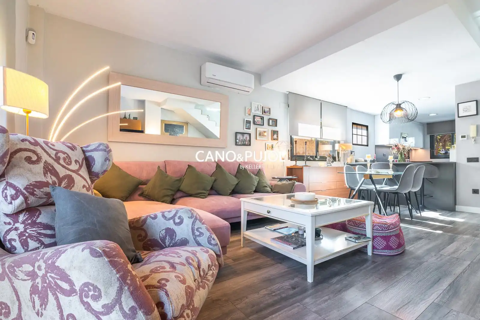 Sala de estar de Casa o chalet en venta en Terrassa con Aire acondicionado, Calefacción y Terraza