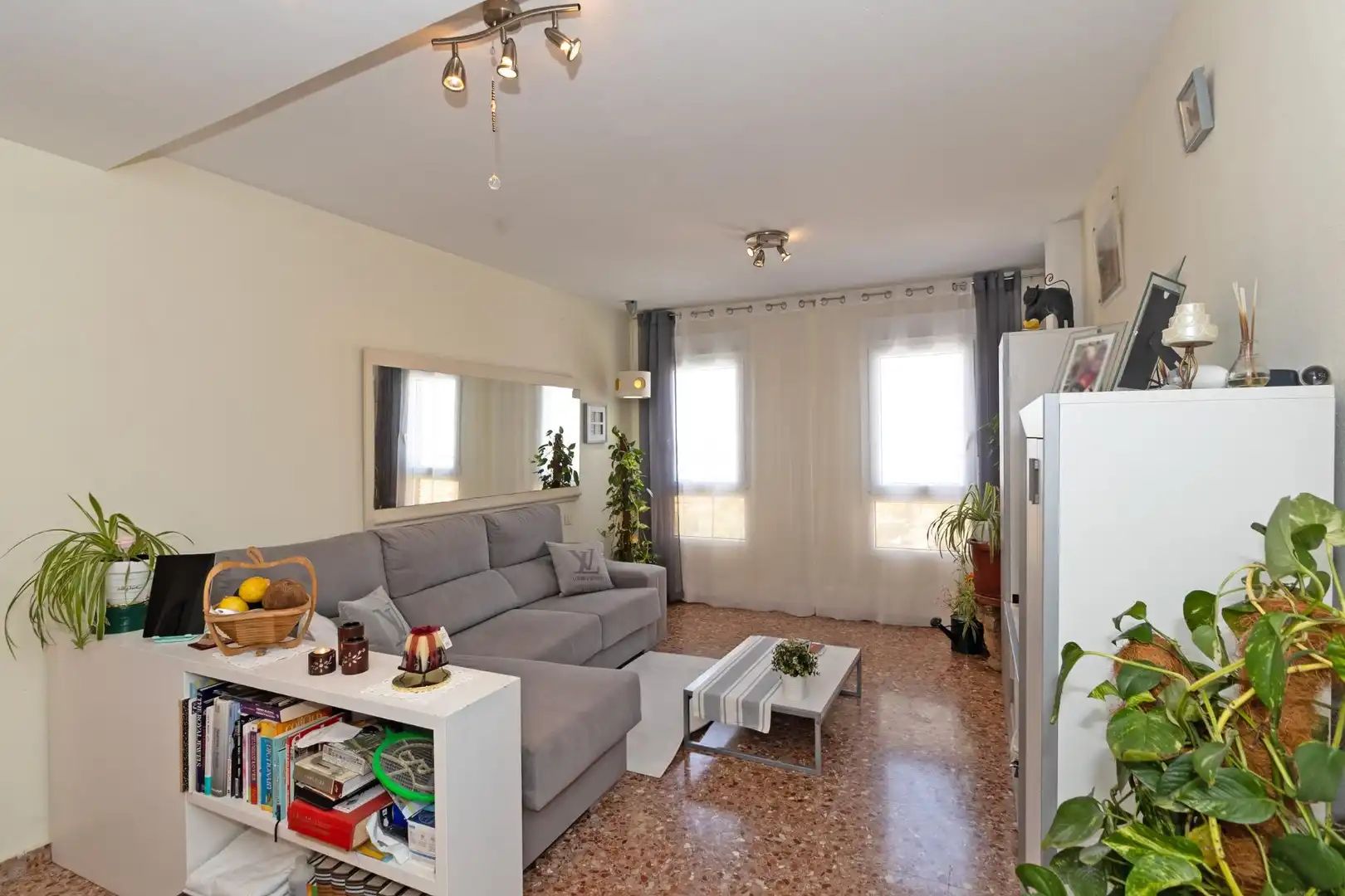 Living room of Flat for sale in Paterna  with Furnished