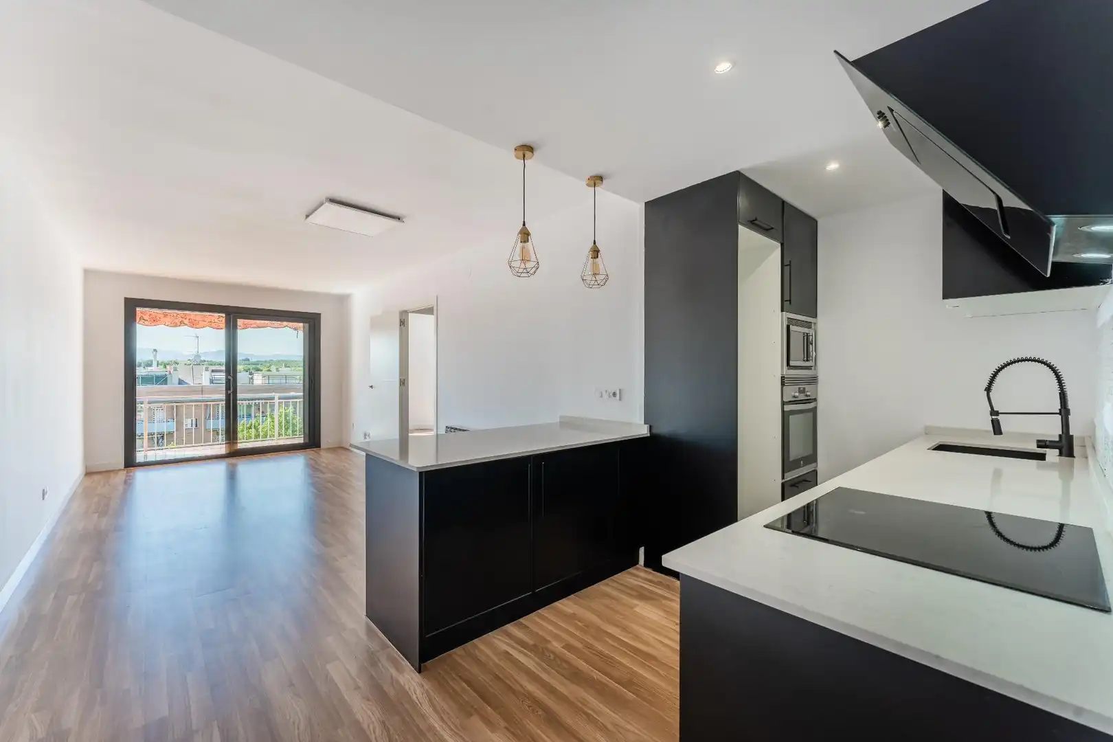 Cocina de Piso en venta en Mollet del Vallès con Calefacción, Parquet y Balcón