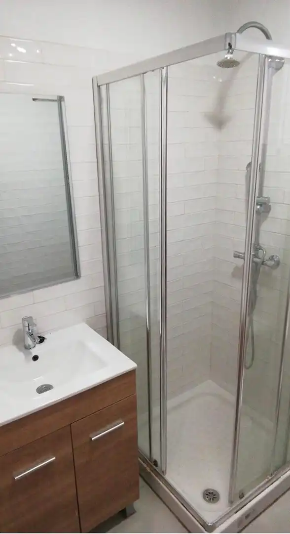 Baño de Piso de alquiler en Vila-real con Amueblado y Balcón