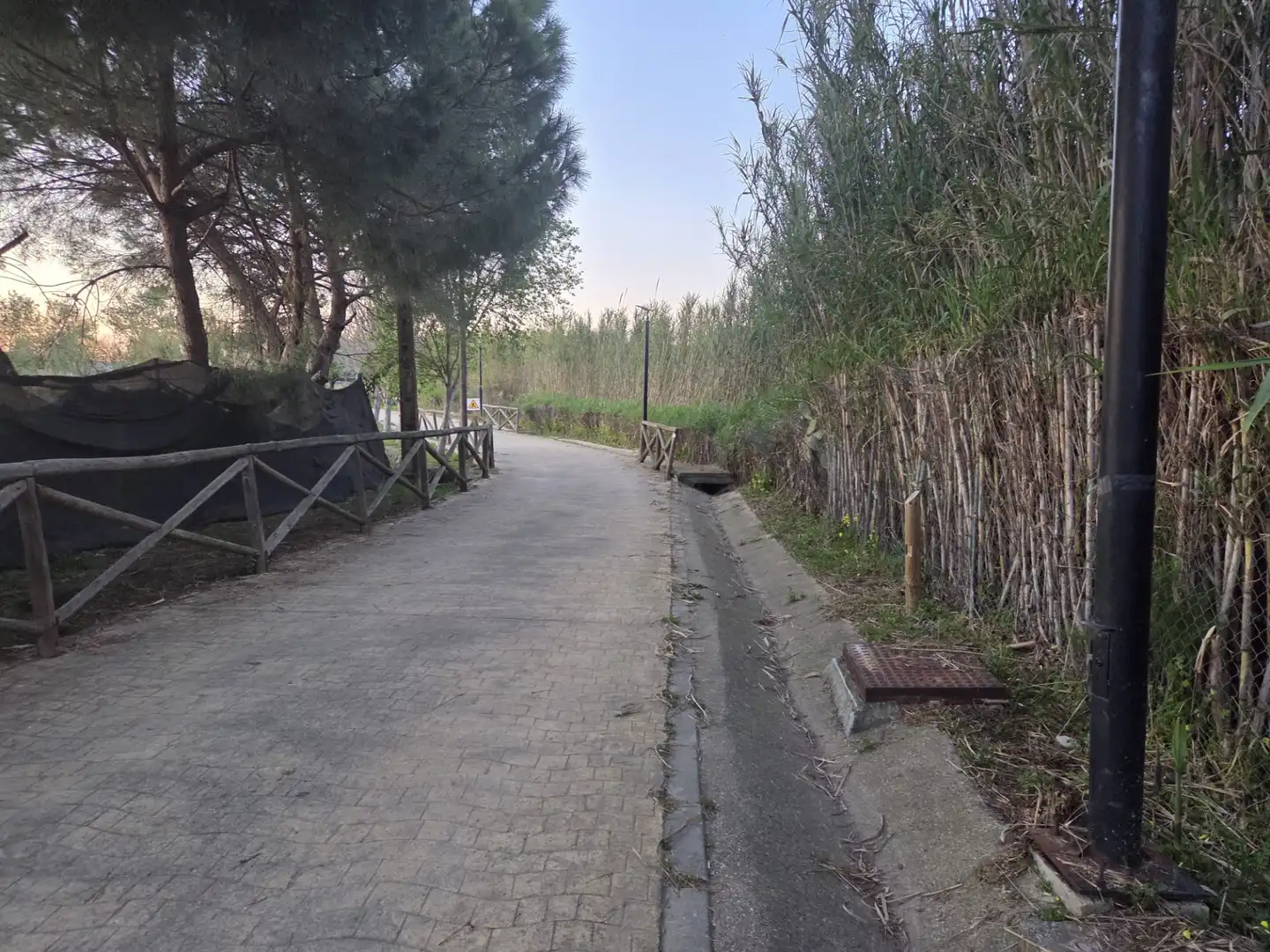 Vista exterior de Casa o xalet en venda en Isla Cristina amb Moblat, Rentadora i Microones