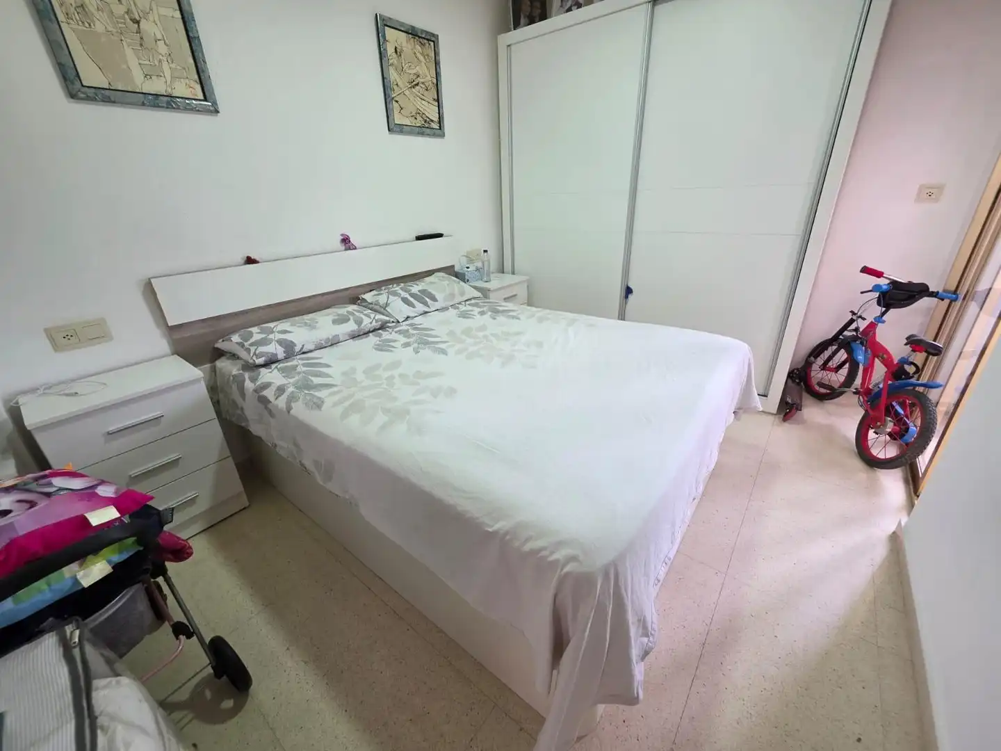 Habitación de Piso en venta en Benidorm con Jardín privado, Amueblado y Piscina comunitaria