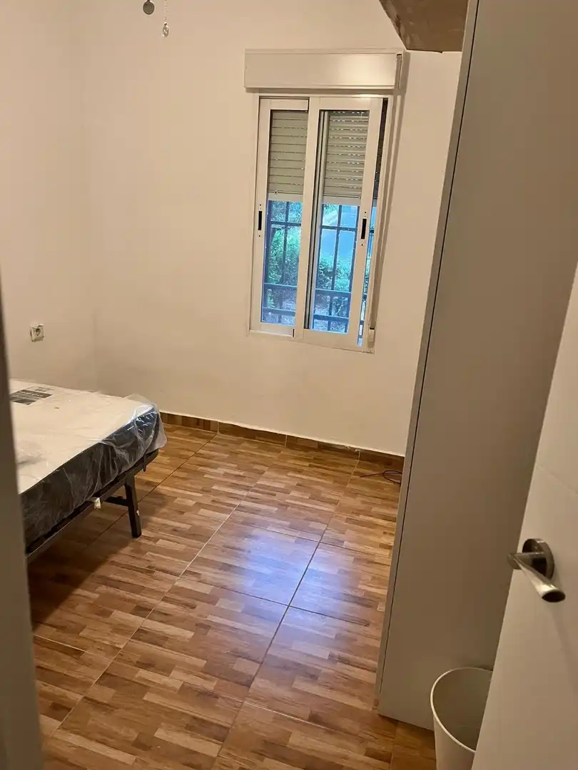 Bedroom of Apartments for rent in Granada