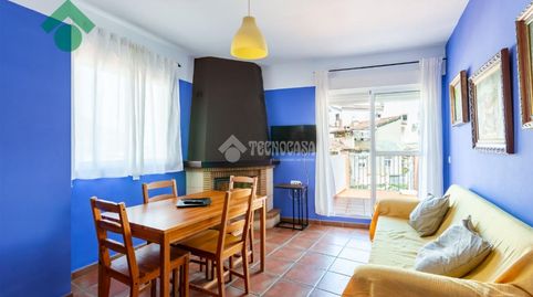 Foto 2 de Piso en venta en Sayalonga, Málaga