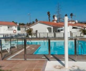 Piscina de Casa o xalet en venda en San Bartolomé de Tirajana amb Terrassa, Traster i Moblat