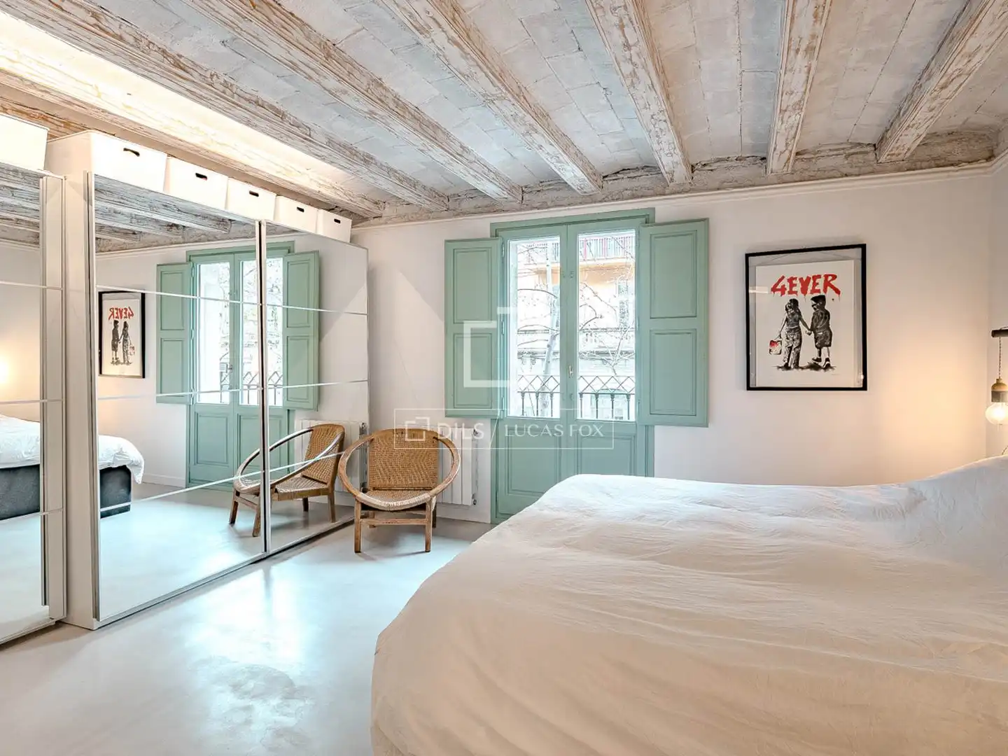 Schlafzimmer von Wohnung zum Verkauf in Barcelona mit Klimaanlage, Heizung und Terrasse