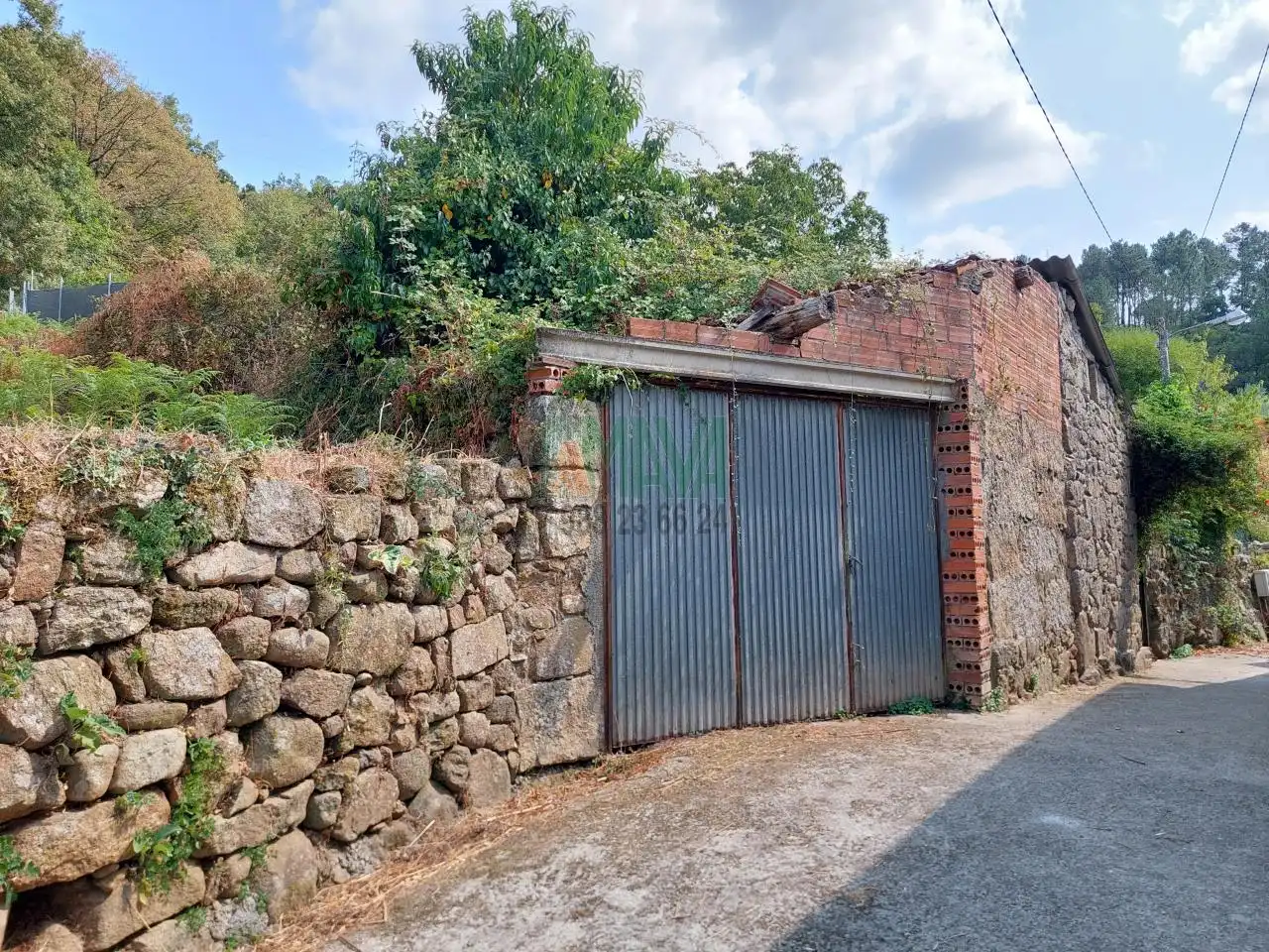 Parking of Houses for sale in Ourense Capital   with Private garden