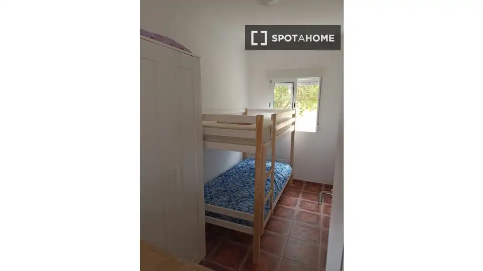 Bedroom of Apartments for share in Pizarra  with Air Conditioner, Terrace and Furnished