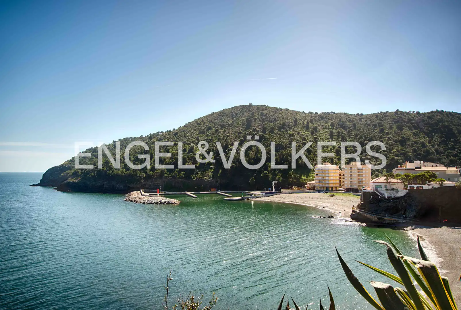 Houses for sale in Colera  with Air Conditioner, Heating and Private garden