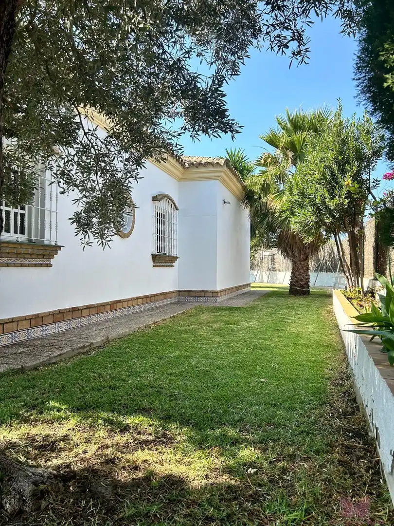 Villa mit Pool zum Verkauf in Los Gallos, imagen 26