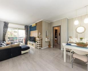 Living room of Flat for sale in  Barcelona Capital  with Heating, Terrace and Balcony