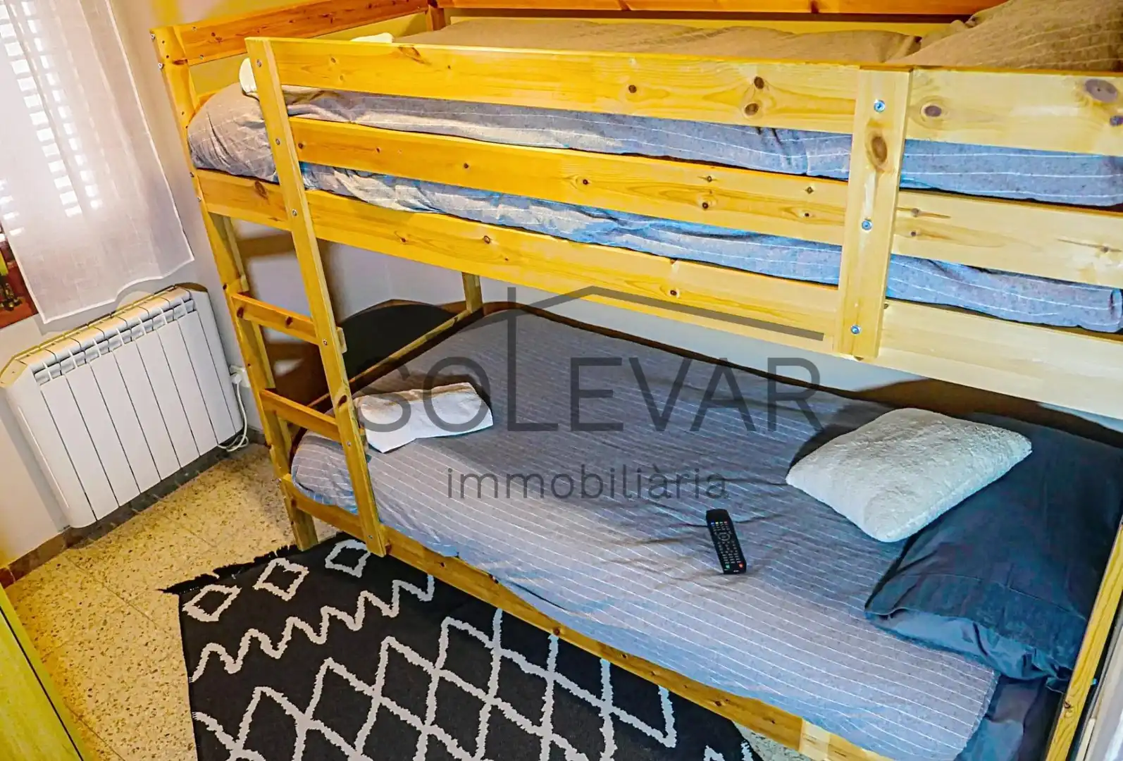 Habitación de Piso en venta en Tremp con Aire acondicionado y Amueblado