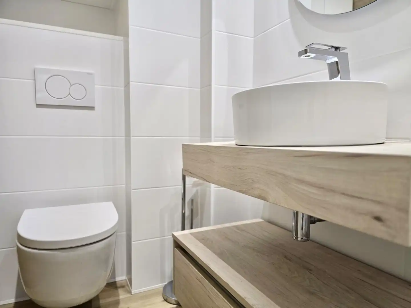 Bany de Pis de lloguer en Valencia amb Parquet i Terrassa