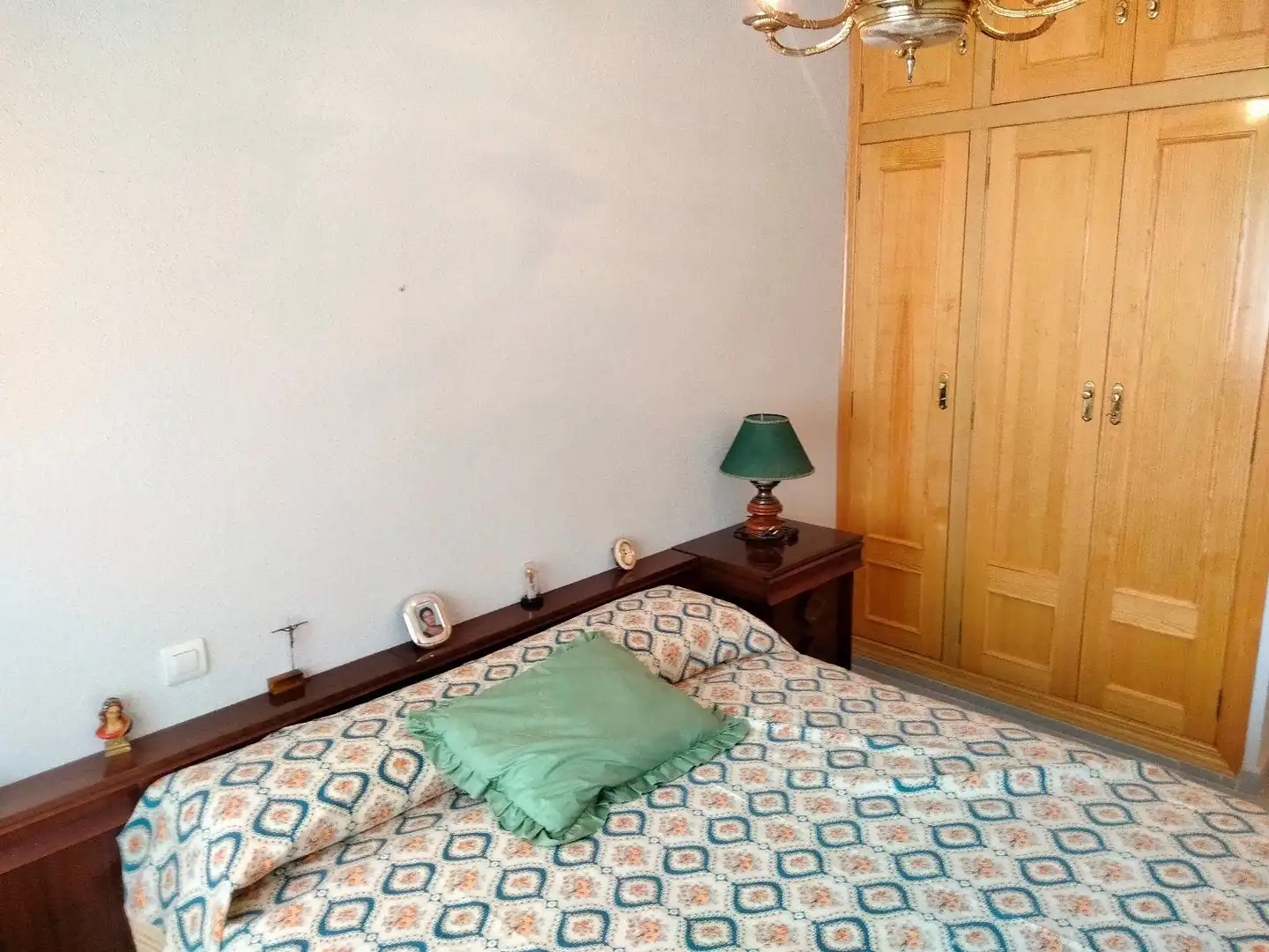 Habitación de Casa adosada en venta en Navacepedilla de Corneja con Calefacción y Trastero