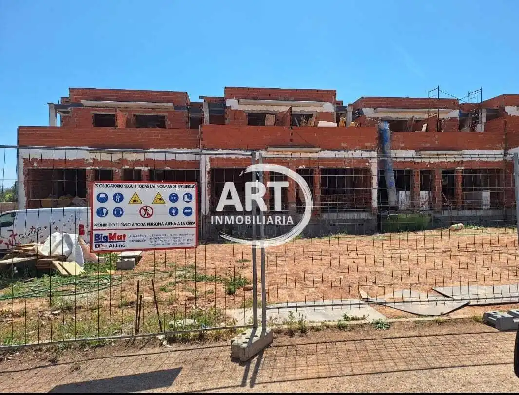 Exterior view of Detached homes for sale in Serra  with Air Conditioner, Private garden and Terrace