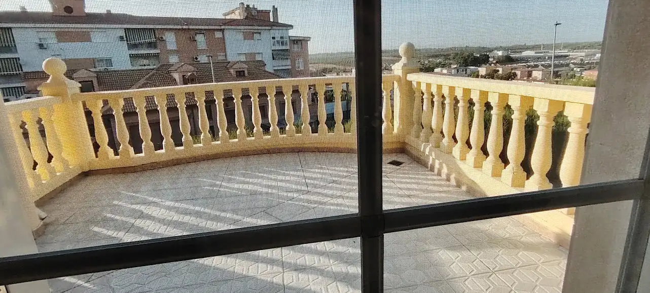 Terrassa de Casa o xalet en venda en Linares amb Aire condicionat, Calefacció i Jardí privat