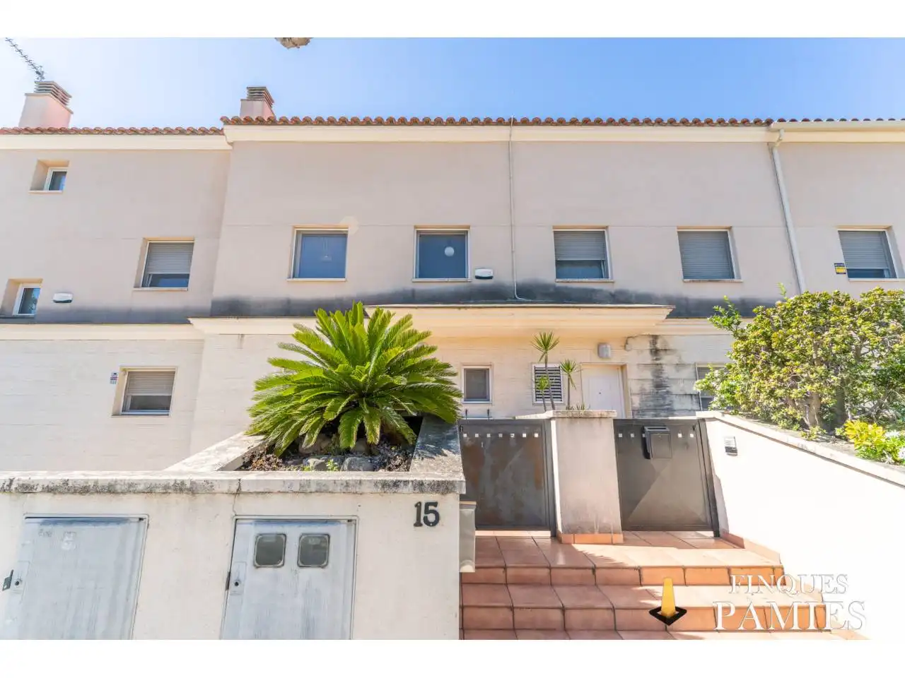 Vista exterior de Casa adosada en venta en Riudoms con Aire acondicionado, Calefacción y Jardín privado