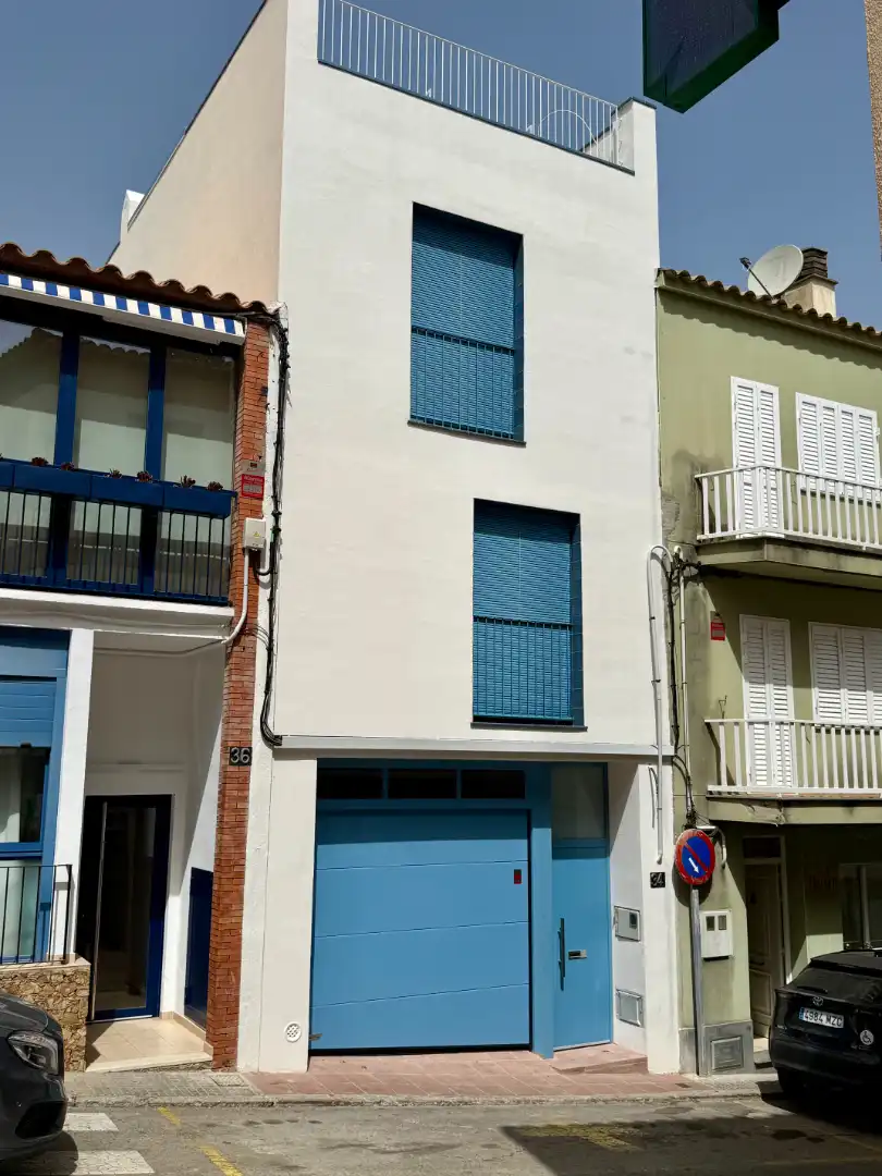 Außenansicht von Einfamilien-Reihenhaus zum Verkauf in Palafrugell mit Klimaanlage, Möbliert und Balkon