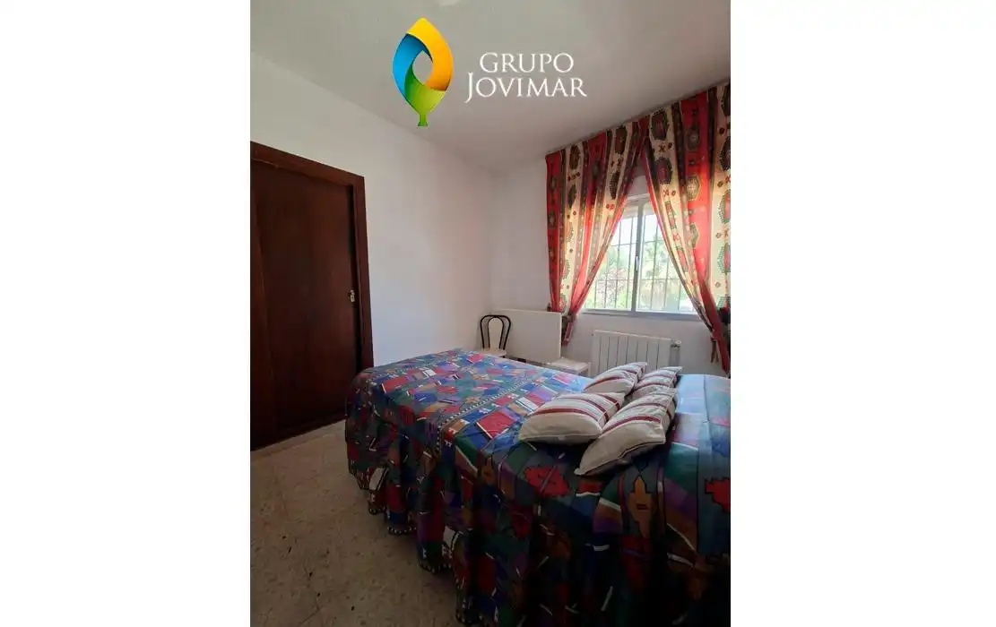 Habitación de Casa o chalet en venta en Guadix con Calefacción, Piscina y Amueblado