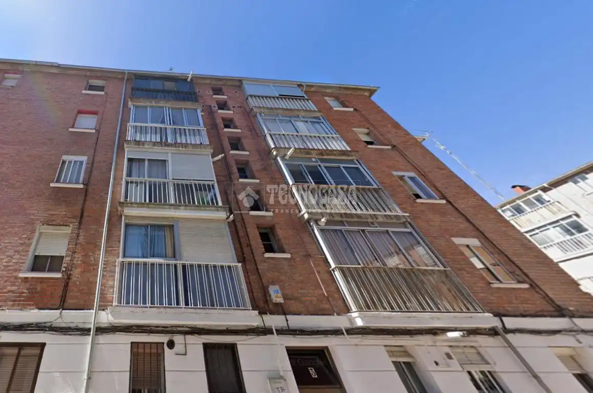 Vista exterior de Pis en venda en Valladolid amb Moblat