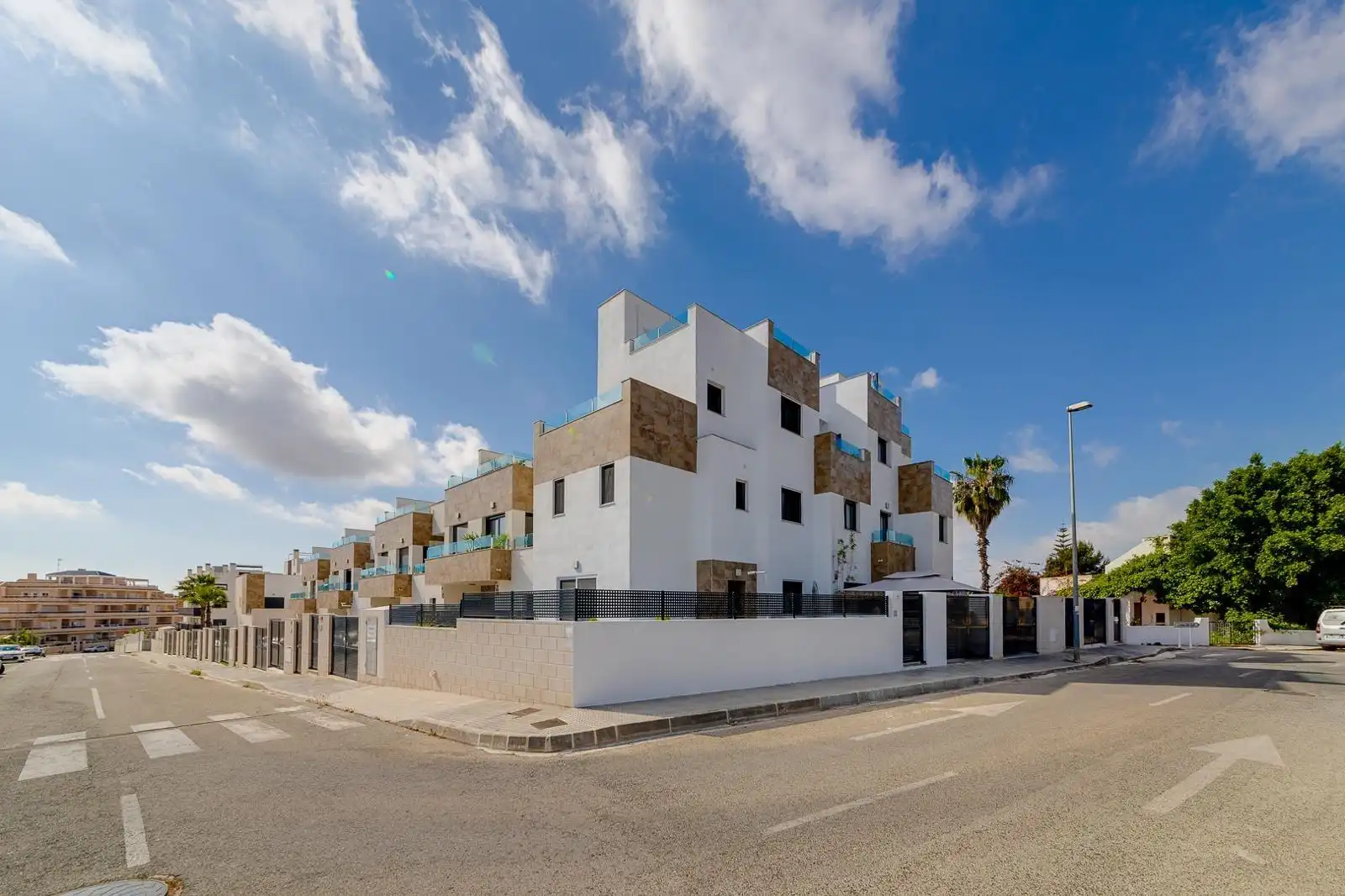 Vista exterior de Casa o chalet en venta en Orihuela con Aire acondicionado, Calefacción y Jardín privado