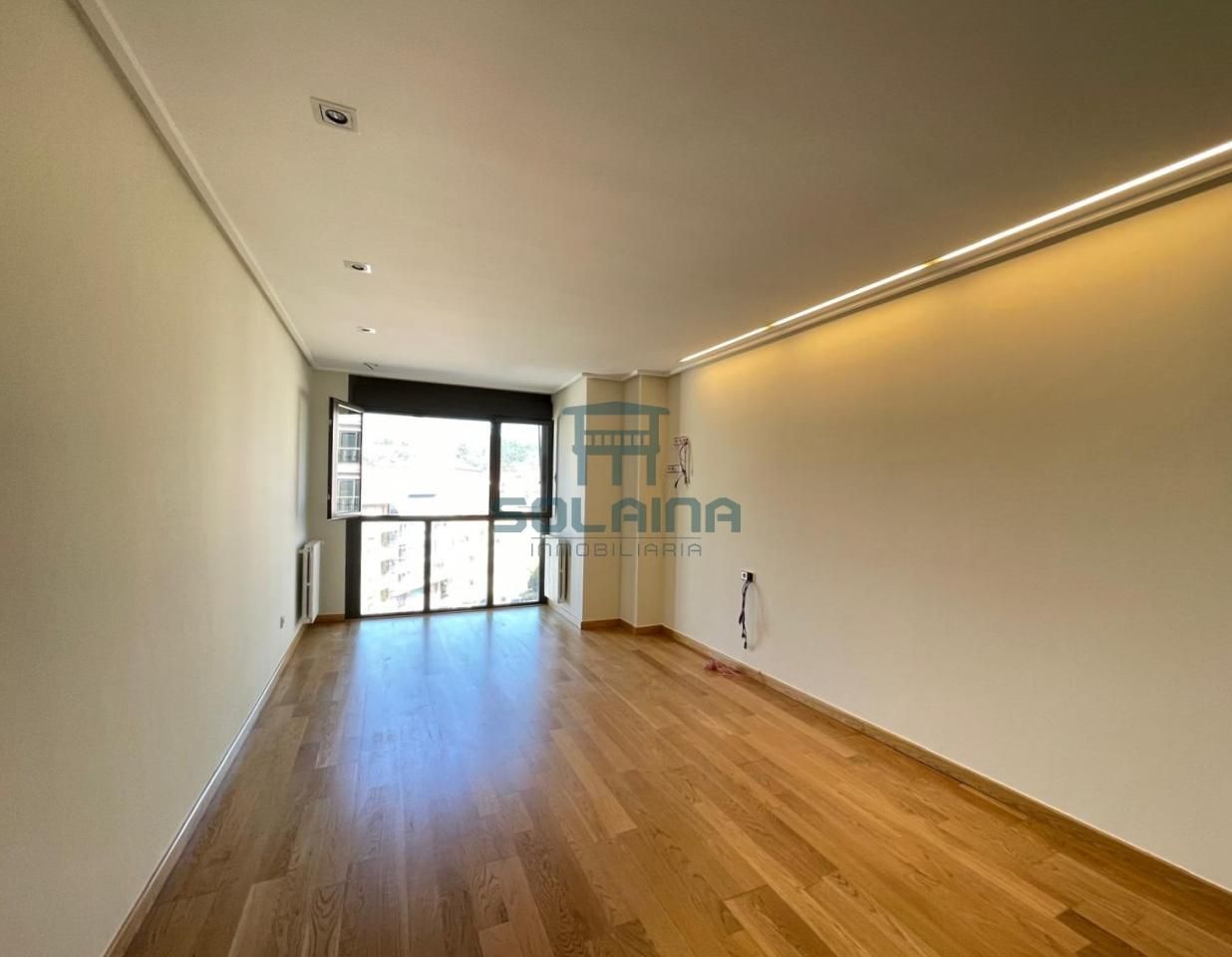 Exterior view of Flat to rent in Ourense Capital   with Heating, Storage room and Balcony