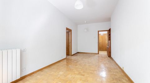 Foto 4 de Piso en venta en Castillejos - Cuzco, Madrid Capital