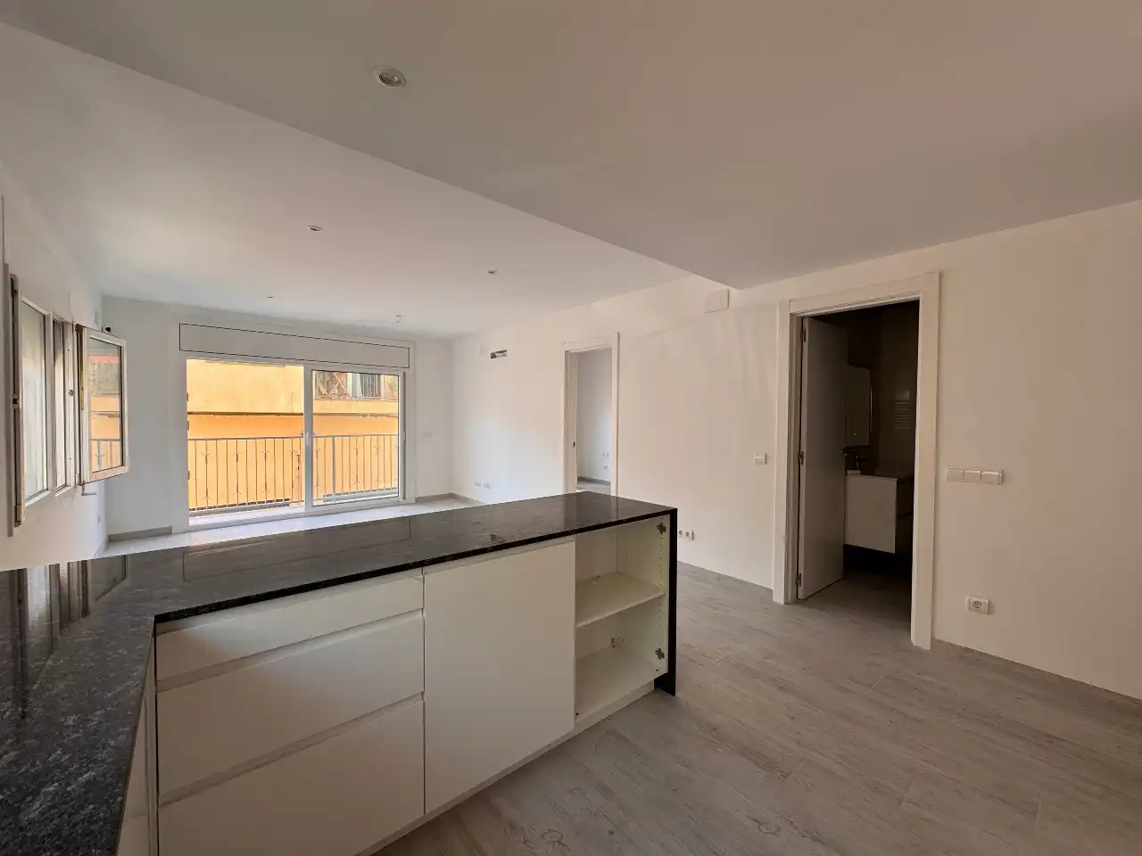 Kitchen of Flat for sale in Palamós  with Air Conditioner, Heating and Parquet flooring