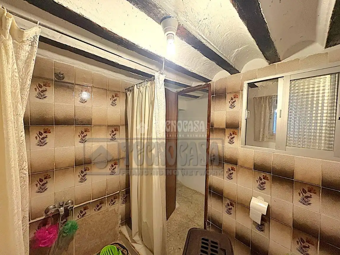 Casa adosada en venta en Castillo-Albaráñez con Calefacción