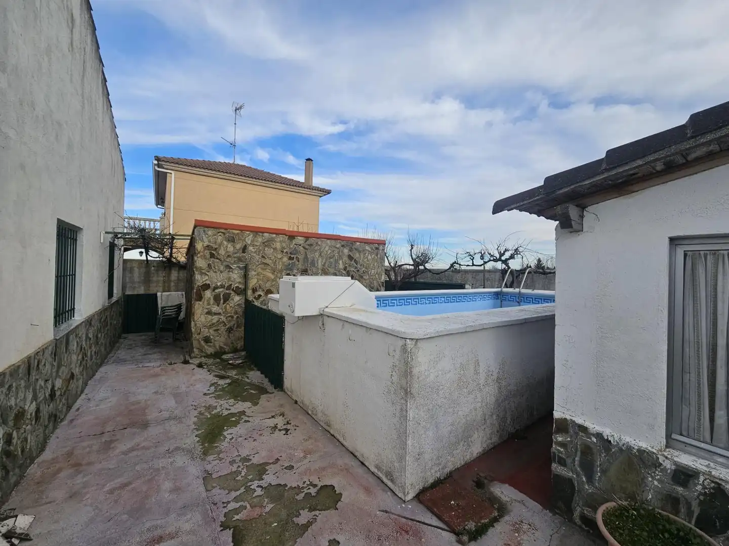 Piscina de Casa o chalet en venta en Calvarrasa de Abajo con Aire acondicionado, Calefacción y Jardín privado