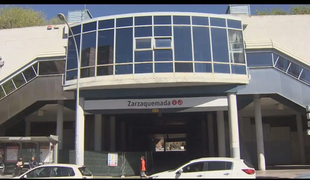 Vista exterior de Pis en venda en Leganés amb Aire condicionat, Calefacció i Terrassa