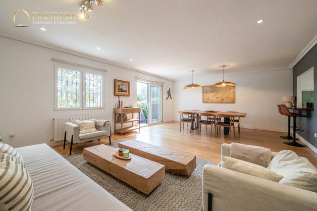 Casa adosada en Venta en Eugenia del Pozo en Estación