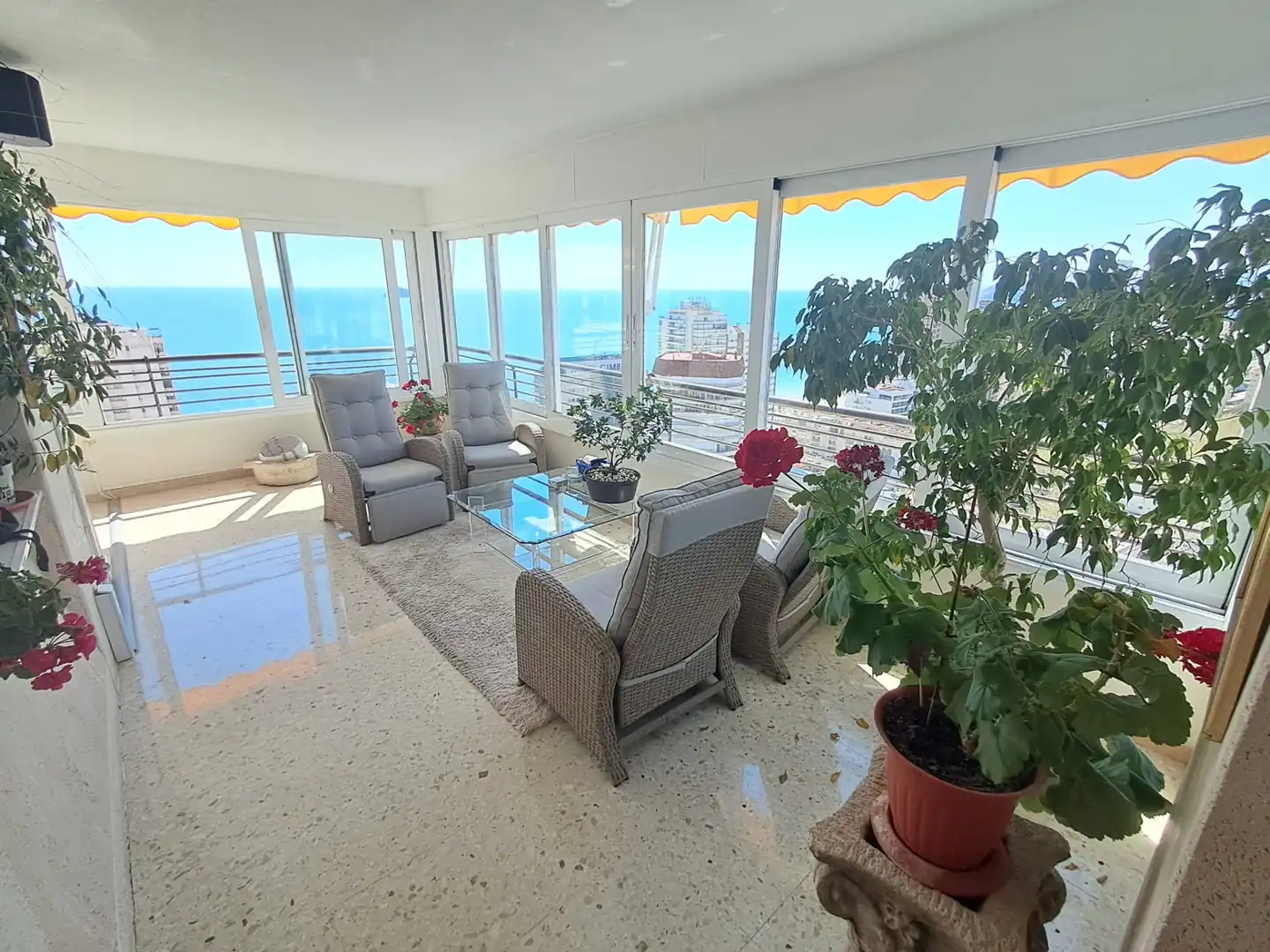 Flat with terrace for sale in Playa de Levante, imagen 3