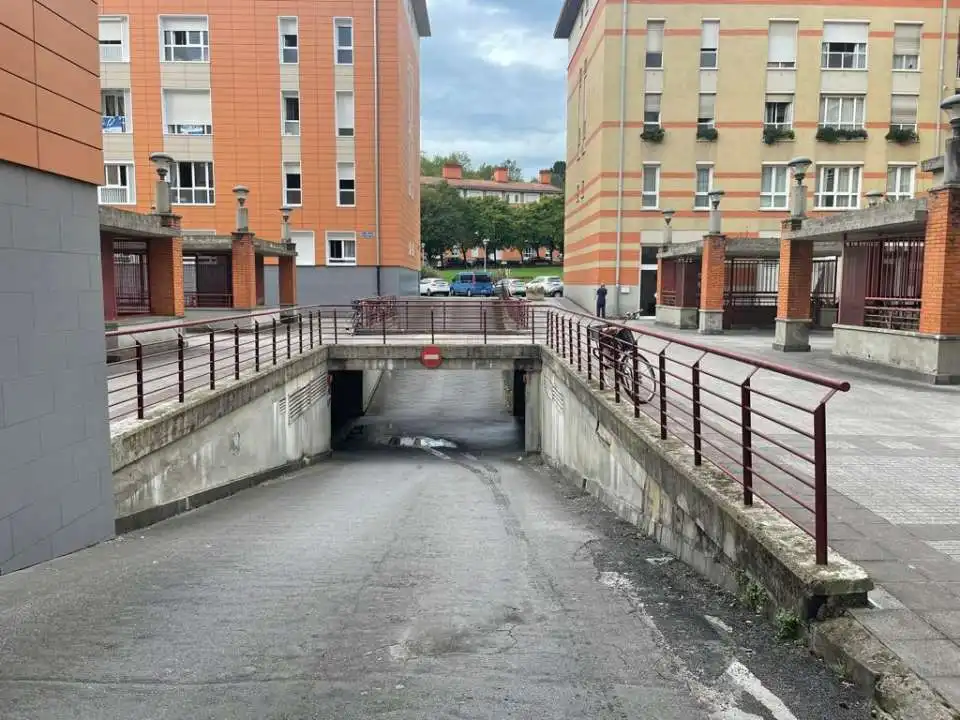 Aparcament de lloguer a Ibaeta