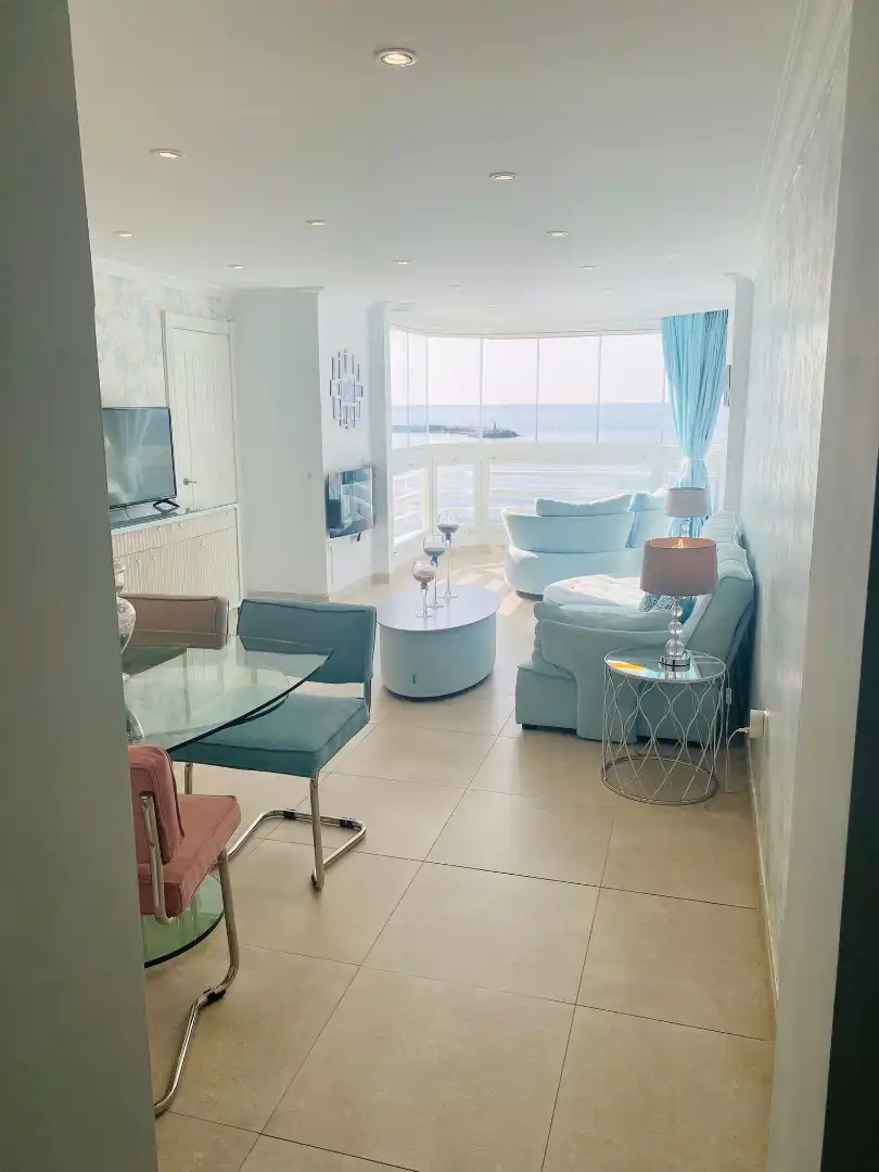 Wohnzimmer von Wohnung zur Miete in Benalmádena mit Klimaanlage, Terrasse und Möbliert