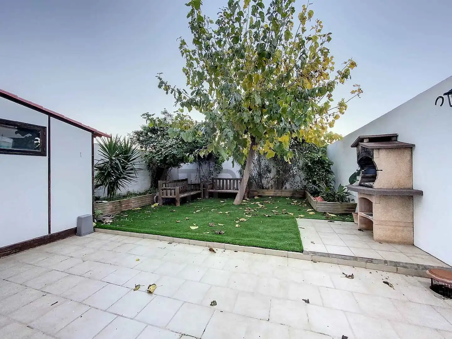 Terrasse von Wohnung zum Verkauf in Sant Lluís mit Klimaanlage, Terrasse und Möbliert