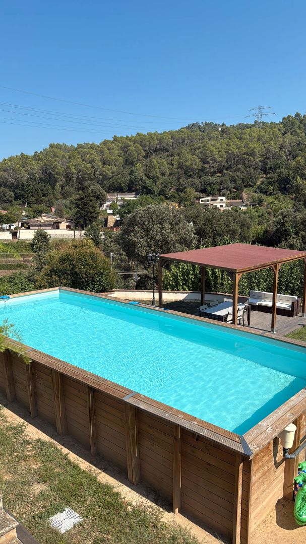 Swimming pool of House or chalet to rent in Molins de Rei  with Air Conditioner, Heating and Parquet flooring