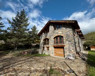 Vista exterior de Finca rústica en venda en Aisa amb Calefacció, Jardí privat i Parquet