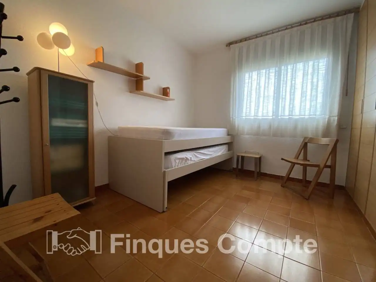 Habitación de Apartamento en venta en Roda de Berà con Aire acondicionado, Terraza y Trastero