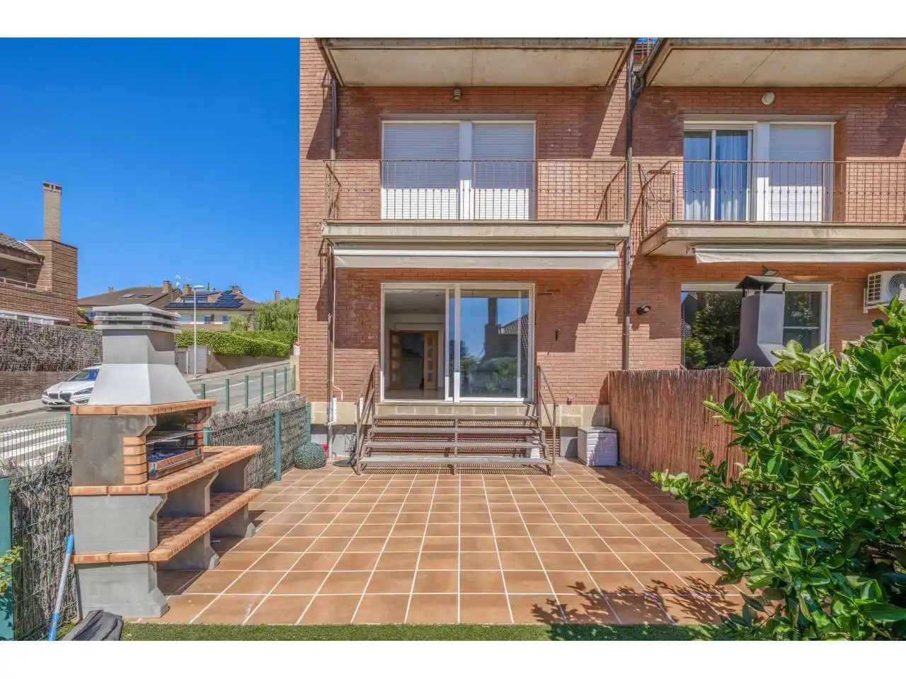 Vista exterior de Casa o xalet en venda en Matadepera amb Calefacció, Jardí privat i Terrassa